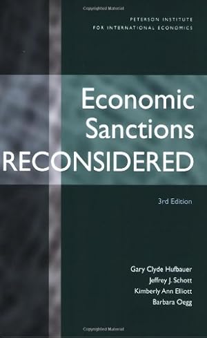 Bild des Verkufers fr Economic Sanctions Reconsidered by Hufbauer, Gary Clyde, Schott, Jeffrey, Elliott, Kimberly Ann, Oegg, Barbara [Paperback ] zum Verkauf von booksXpress