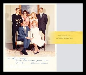 Bild des Verkufers fr Original color studio photo of the Nixon family; Richard, Patricia and sons and daughters zum Verkauf von MW Books