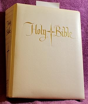 THE HOLY BIBLE Containing the Old and New Testaments in the Authorized King James Version.