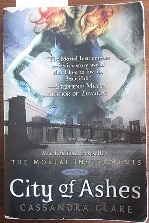 City of Ashes: The Mortal Instruments (#2)