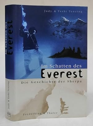 Image du vendeur pour Im Schatten des Everest. Die Geschichte der Sherpa. Mit zahlr. Abb. mis en vente par Der Buchfreund