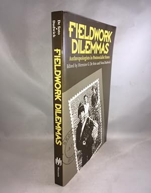 Imagen del vendedor de Fieldwork Dilemmas: Anthropologists in Postsocialist States a la venta por Great Expectations Rare Books