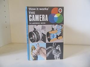 Seller image for The Camera : How it Works for sale by BRIMSTONES