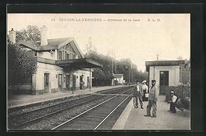 Ansichtskarte Ozouer-la-Ferrière, Intérieur de la Gare, Bahnhof von der Gleisseite