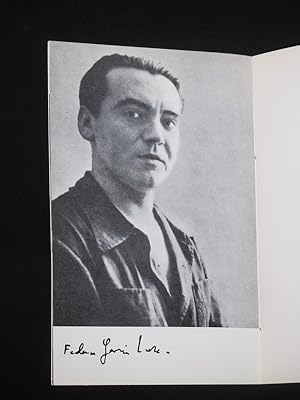 Bild des Verkufers fr Programmheft 142 Schlosspark-Theater Berlin 1966/67. BERNARDA ALBAS HAUS von Lorca. Insz.: Alfred Radok, Bhnenbild: Josef Svoboda, Kostme: Helga Pinnow. Mit Lu Suberlich (Bernarda Alba), Elsa Wagner, Sibylle Gilles, Gudrun Genest, Karin Remsing, Gustl Halenke, Cornelia Froboess, Berta Drews, Else Reu zum Verkauf von Fast alles Theater! Antiquariat fr die darstellenden Knste