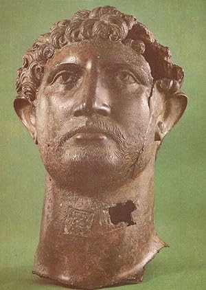 Bild des Verkufers fr Bronze Head Of Hadrian Roman Emperor 1970s River Thames Postcard zum Verkauf von Postcard Finder