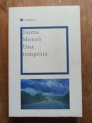 Seller image for UNA TEMPESTA : for sale by LA TIENDA DE PACO