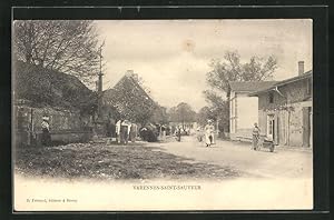 Carte postale Varennes-Saint-Sauveur, Une Rue