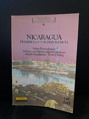 Seller image for Nicaragua. Desarrollo y supervivencia. for sale by Librera El Crabo