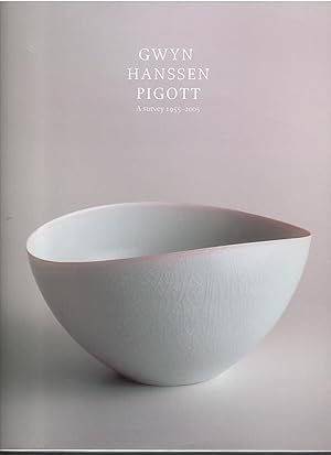 Immagine del venditore per A Survey 1955 - 2005; GWEN HANSSEN PIGOTT venduto da Ceramic Arts Library