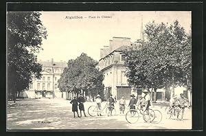 Carte postale Aiguillon, Place du Château