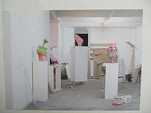 Immagine del venditore per Franz West Die im Atelier Fertiggestellte Ausstellung Jean Bernier 1998 Exhibition invite postcard venduto da ANARTIST