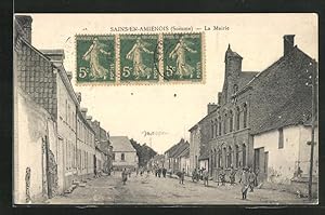 Carte postale Sains-en-Amienois, La Mairie, vue de la rue