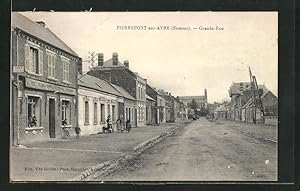 Carte postale Pierrepont-sur-Avre, Grande-Rue, vue de la rue