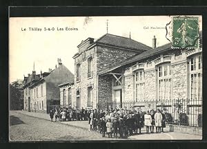 Carte postale Le Thillay, Les Ecoles