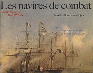 Bild des Verkufers fr Les navires de combat  travers les ges zum Verkauf von Le-Livre