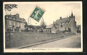 Carte postale Dun-le-Palleteau, Place de la mairie