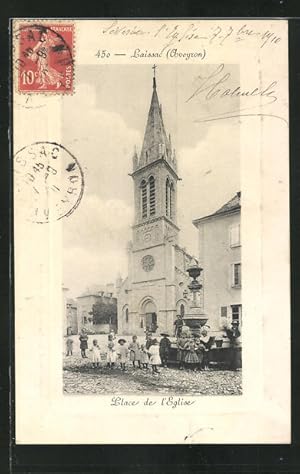 Carte postale Laissac, Place de l'Eglise