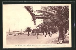 Carte postale Bandol, le Port, Monument a Alfred-Vivien