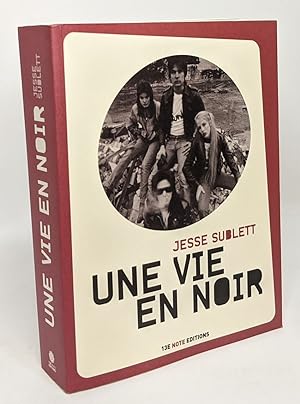 Seller image for Une vie en noir for sale by crealivres