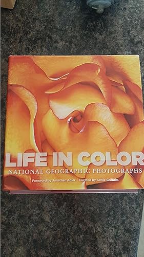 Imagen del vendedor de Life in Color: National Geographic Photographs a la venta por Darby Jones