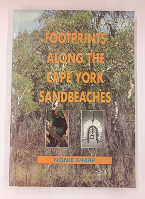 Bild des Verkufers fr Footprints along the Cape York Sandbeaches. zum Verkauf von Der Buchfreund