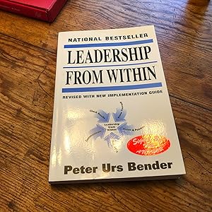 Imagen del vendedor de Leadership from Within a la venta por Heroes Bookshop
