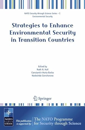 Bild des Verkufers fr Strategies to Enhance Environmental Security in Transition Countries zum Verkauf von moluna