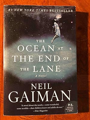 Bild des Verkufers fr The Ocean at the End of the Lane: A Novel zum Verkauf von Jake's Place Books