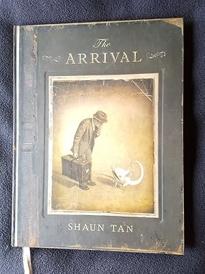 Seller image for The Arrival for sale by Archway Books