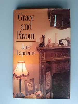 Imagen del vendedor de Grace and Favour a la venta por Draycott Books