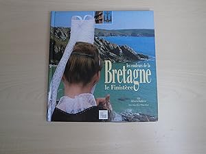 Seller image for Les couleurs de la Bretagne : Le Finistre, dition bilingue Franais-Anglais for sale by Le temps retrouv