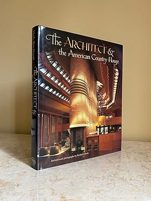 Bild des Verkufers fr The Architect and the American Country House, 1890-1940 zum Verkauf von Little Stour Books PBFA Member