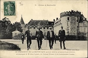 Ansichtskarte / Postkarte Le President de la Republique portant faire sa promenade, Chateau de Ra...