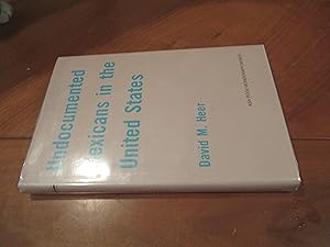 Imagen del vendedor de Undocumented Mexicans in the USA (American Sociological Association Rose Monographs) a la venta por Arroyo Seco Books, Pasadena, Member IOBA