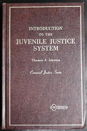 Bild des Verkufers fr Introduction to the juvenile justice system (Criminal justice series) zum Verkauf von GuthrieBooks