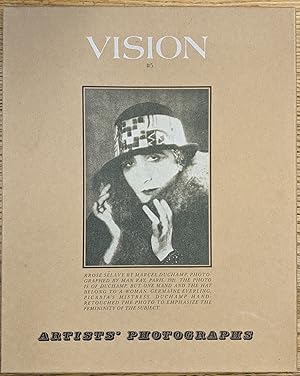 Immagine del venditore per Vision #5: Artists' Photographs venduto da Moe's Books