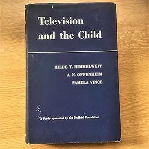 Image du vendeur pour TELEVISION AND THE CHILD An empirical study of the effect of television on the young mis en vente par Douglas Books