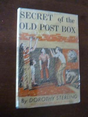Imagen del vendedor de Secret of the Old Post-Box a la venta por Gargoyle Books, IOBA