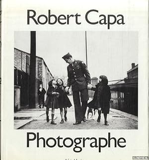 Immagine del venditore per Robert Capa photographe venduto da Klondyke