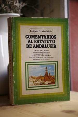 Imagen del vendedor de Comentarios al Estatuto de Andaluca. a la venta por Librera Miau
