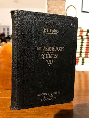 Vademécum del químico. Resumen del Curso General de Química, y del Manual de química elemental.