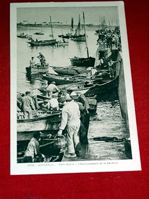 Image du vendeur pour Carte Postale Ancienne - 3309 - QUIBERON . Port Maria. Dbarquement de la Sardine. mis en vente par JOIE DE LIRE
