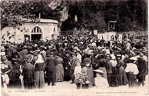 Bild des Verkufers fr Carte Postale ancienne LOURDES - La Grotte zum Verkauf von JOIE DE LIRE