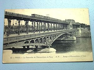 Bild des Verkufers fr Carte Postale Ancienne - 62- PARIS - La Passerelle du Mtropolitain de Passy. zum Verkauf von JOIE DE LIRE