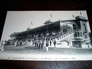 Image du vendeur pour Carte Postale Ancienne - 91 - DEAUVILLE - Les Courses. Les Tribunes - LL mis en vente par JOIE DE LIRE