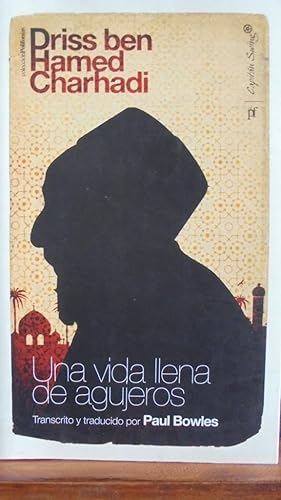 Seller image for UNA VIDA LLENA DE AGUJEROS for sale by LIBRERA ROBESPIERRE