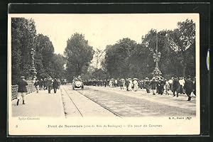Carte postale Suresnes, Pont de Suresnes (coté du Bois de Boulogne), Un jour de Courses, course a...