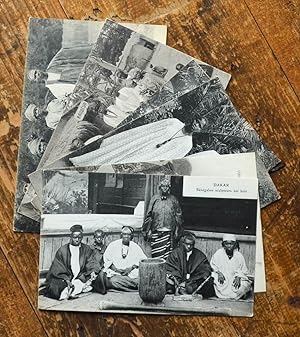 6 alte Photo-Postkarten von Senegalesen in typischer Tracht, dabei Berufe, Holzschnitzer, Schneid...