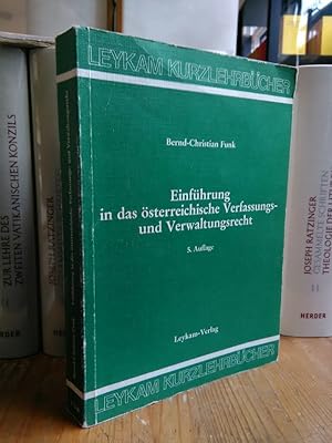 Bild des Verkufers fr Einfhrung in das sterreichische Verfassungs- und Verwaltungsrecht. 5. (erweiterte und ergnzte) Auflage. zum Verkauf von Antiquariat Thomas Nonnenmacher